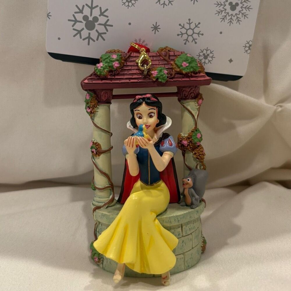 Disney Store Artist Sketchbook Princess Snow White Figurine Ornament NWT